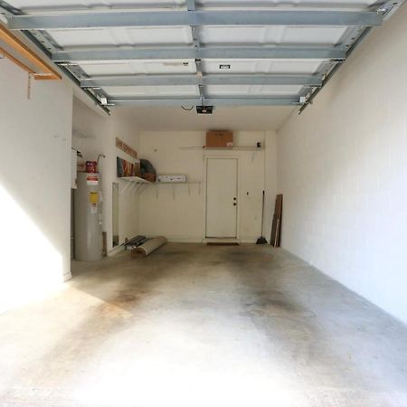 Nomad Retreat King Bed Boutique Condo W Garage Gainesville Extérieur photo